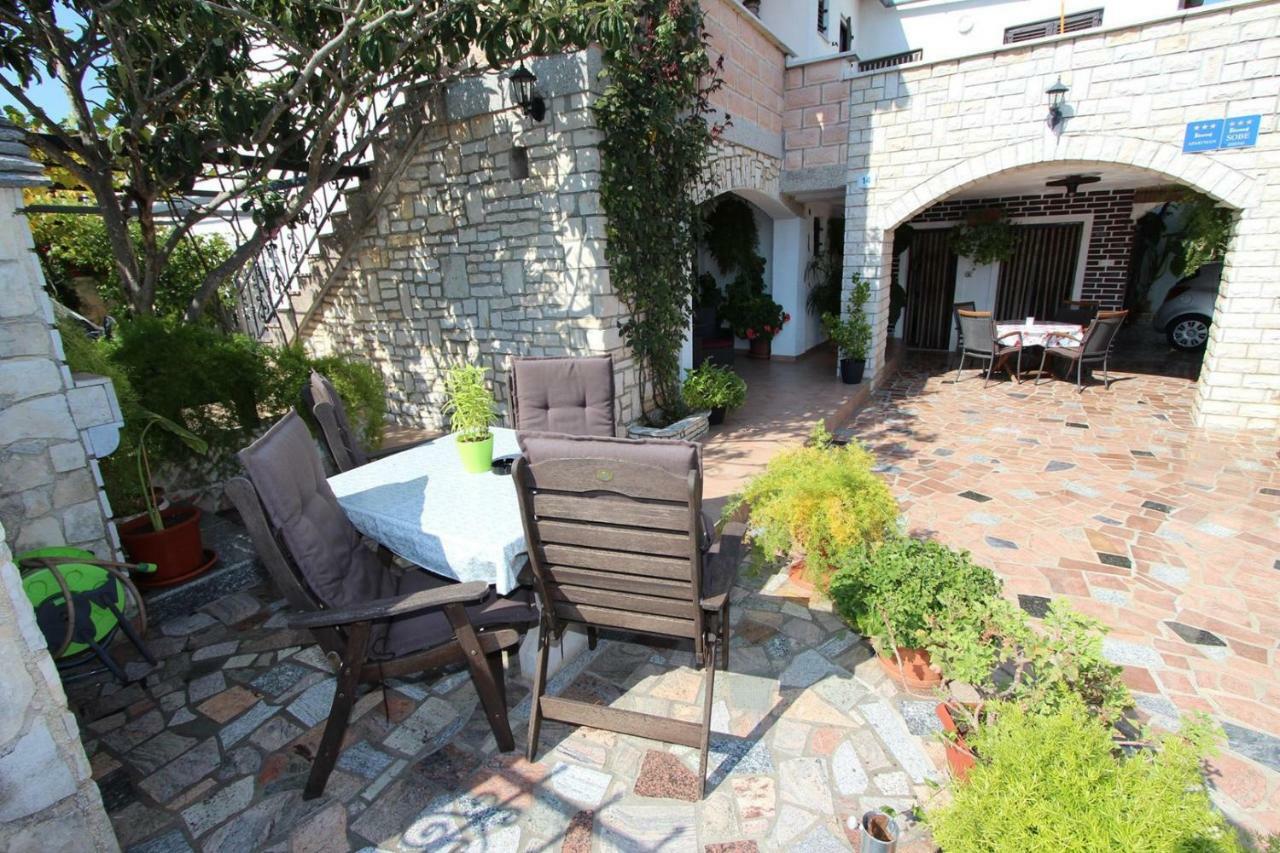 Guest House Rexa Rovinj Exterior photo